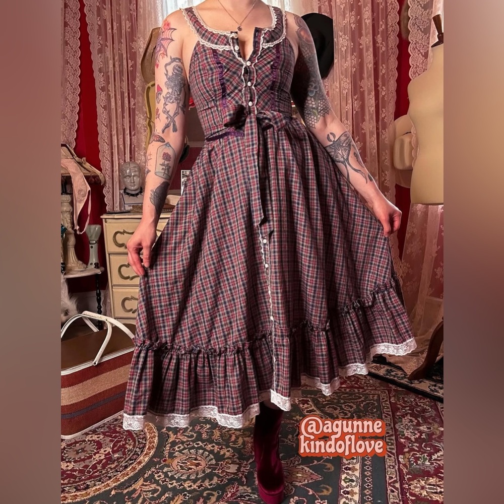 Darling Plaid Gunne Sax Button Front Midi Dress
